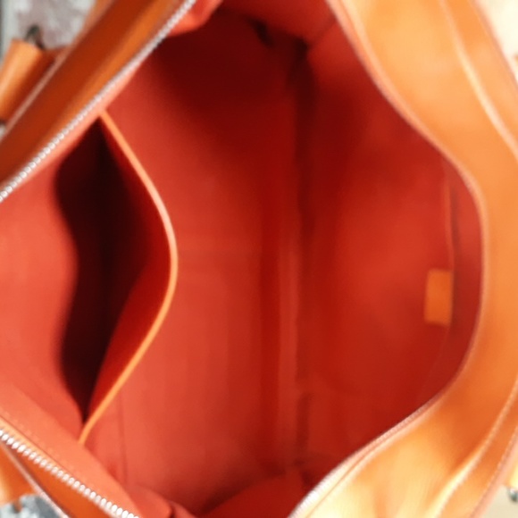 Celine Boogie Orange Leather Handbag - Picture 9 of 16